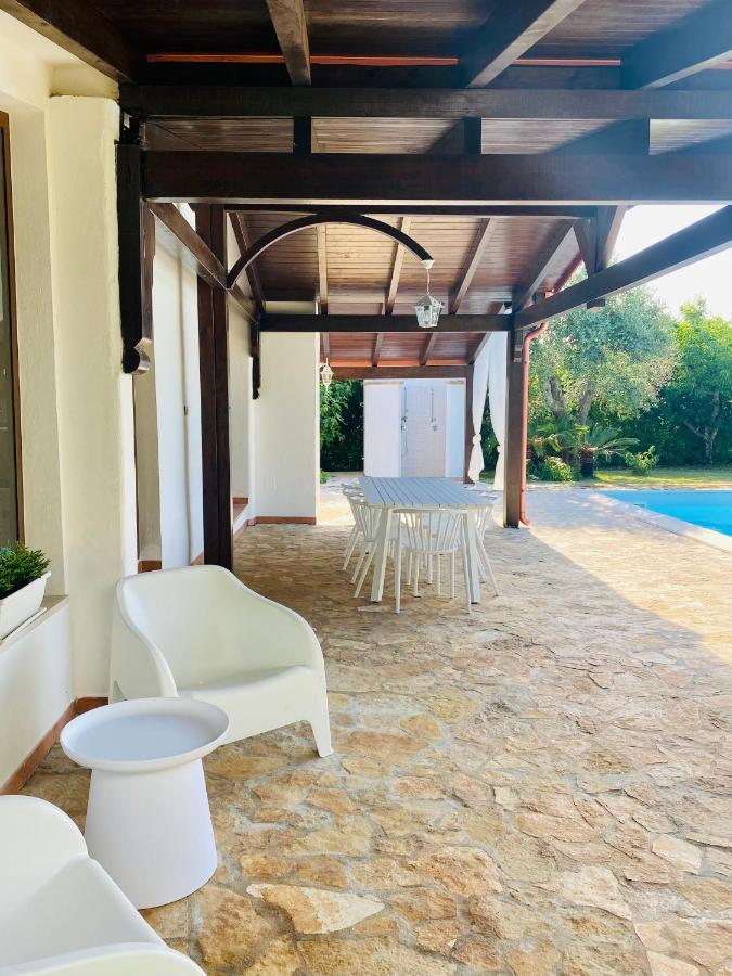 Villa Anita ซาน มิเคเล ซาเลนติโน ภายนอก รูปภาพ
