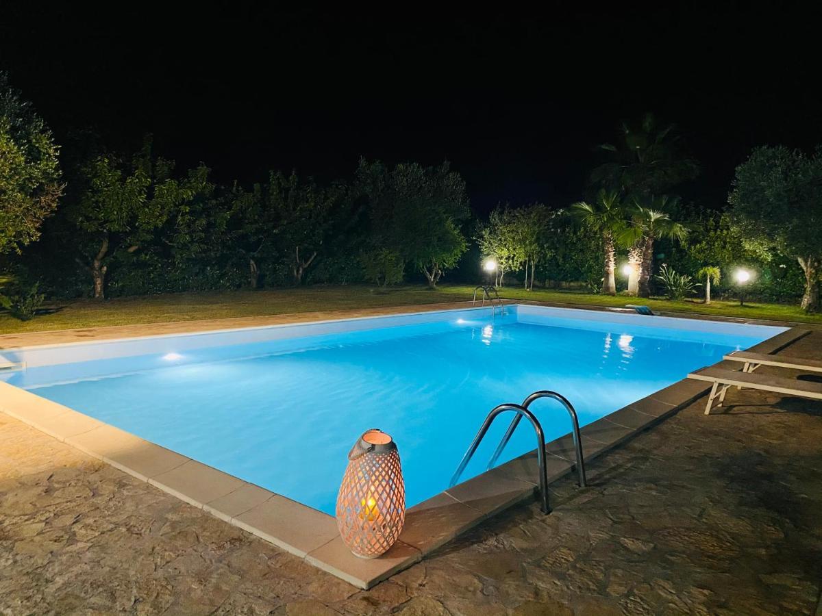Villa Anita ซาน มิเคเล ซาเลนติโน ภายนอก รูปภาพ